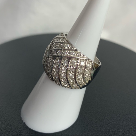 Sterling Silver Cluster Ring for Women ATI 925 - Picture 3 of 10